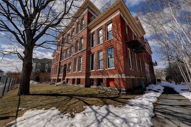 101 Regent Ave unit 1, Providence, RI 02908 - photo 2