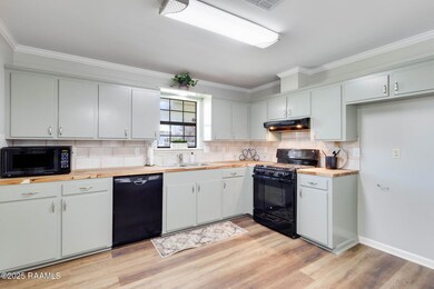 8-web-or-mls-106 Willowview-3