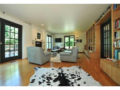 Family Room.