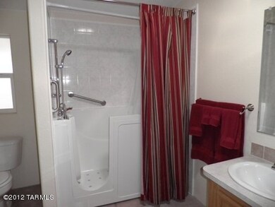 3306OwnerBath2