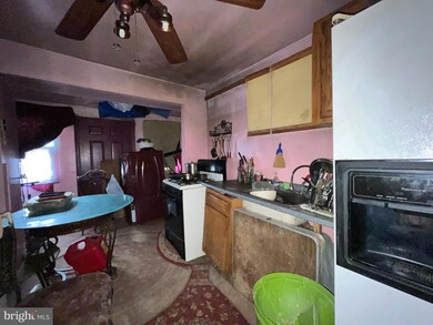 322 S Smallwood St, Baltimore, MD 21223 - photo 7