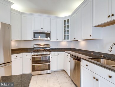 41895 Cathedral Valley Square unit 400, Aldie, VA 20105 - photo 2