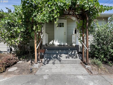 201 SW Hailey Ave, Pendleton, OR 97801 - photo 3