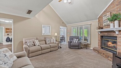 13909 Metea Ct, Leo, IN 46765 - photo 7