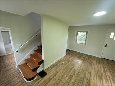 424 Desota St, East Mc Keesport, PA 15035 - photo 3