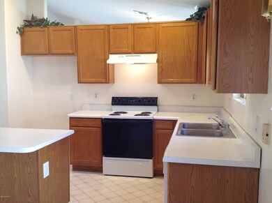 Kitchen 3.jpg