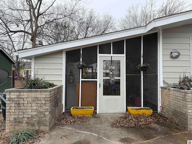 600 3rd St, Hazel, KY 42049 - photo 3