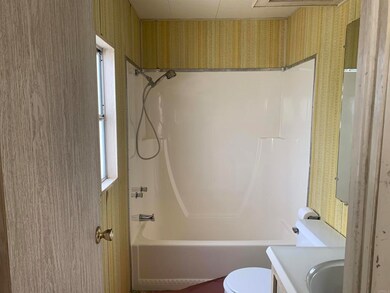 26092 Bamboo Palm Dr, Homeland, CA 92548 - photo 6