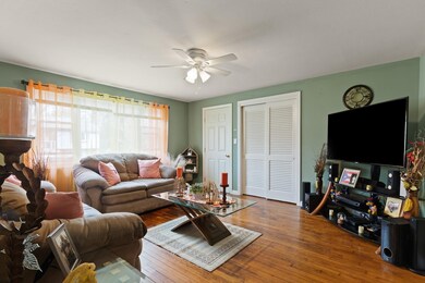 64 Emeline St, Randolph, MA 02368 - photo 4