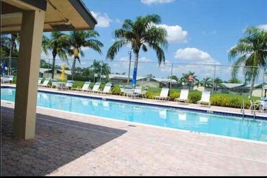 1062 Summit Trail Cir unit A, West Palm Beach, FL 33415 - photo 6