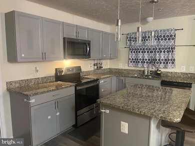 9901 Toucan Dr, Upper Marlboro, MD 20772 - photo 2