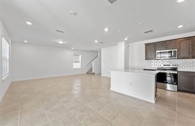 4205 Goldfoil Rd, Spring Hill, FL 34609 - photo 6