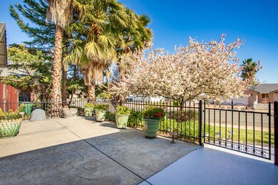4 Front Porch