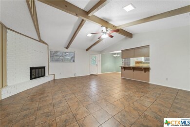 813 W 3rd St, Eddy, TX 76524 - photo 5