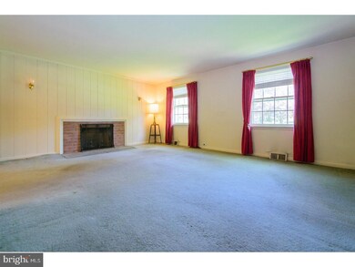 1448 Anthony Wayne Dr, Wayne, PA 19087 - photo 3