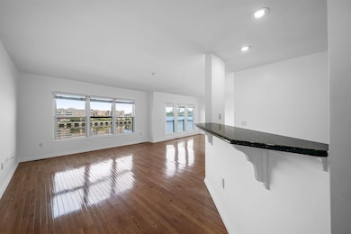 252 The Promenade, Edgewater, NJ 07020 - photo 6