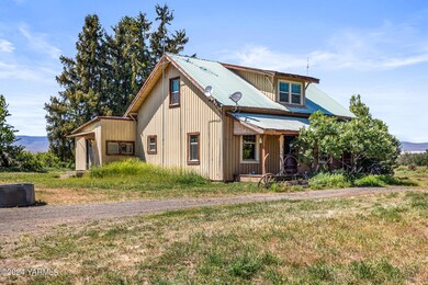 3820 Wesley Rd, White Swan, WA 98952 - photo 2