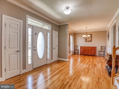 211 Wayfaring Dr, Winchester, VA 22602 - photo 5