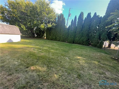 619 Pinewood Ave, Toledo, OH 43604 - photo 7