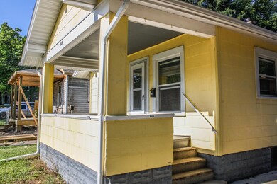 1034 Dakin St, Lansing, MI 48912 - photo 3