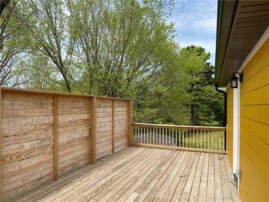 322 E Martin Luther King Blvd, Fayetteville, AR 72701 - photo 4