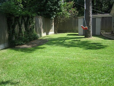 1302 Overhill St, Houston, TX 77018 - photo 6