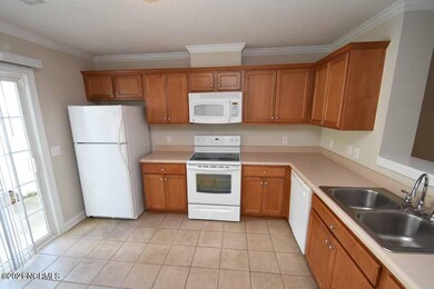 Thomas Langston Road 1330 Unit 3 (4)