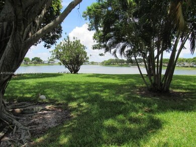 218 Windsor J unit J, West Palm Beach, FL 33417 - photo 3