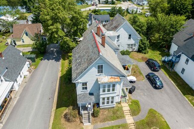 33 Bridge St, Pittsfield, NH 03263 - photo 2