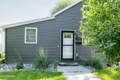 1423 7th Ave N, Grand Forks, ND 58203 - photo 6