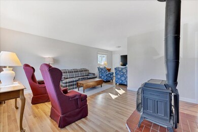 05-Living Room