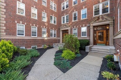22 Concord Ave unit 8, Cambridge, MA 02138 - photo 2