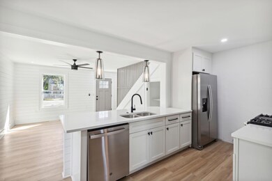937RutledgeAve-KeenEyeMarketing-011