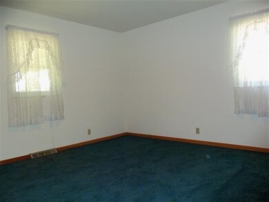 707 Kennedy Dr, Fort Branch, IN 47648 - photo 7