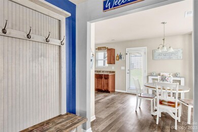 802 Chevelle Dr, Statesville, NC 28677 - photo 7