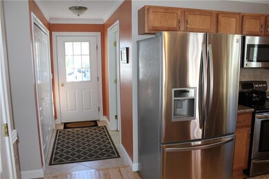 8 Timothy Dr, Gorham, ME 04038 - photo 5