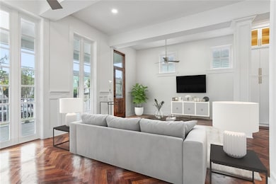 1424 General Pershing St, New Orleans, LA 70115 - photo 5