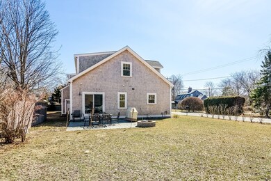 11 Pelican Ln unit B, Falmouth, MA 02540 - photo 2