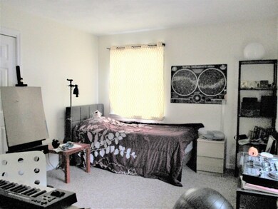 100 Trapelo Rd unit 1, Waltham, MA 02452 - photo 2