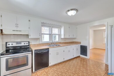 3988 Mola Ln, Earlysville, VA 22936 - photo 7