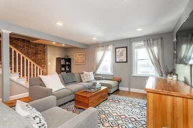 11 Linden St unit 1, Boston, MA 02127 - photo 3