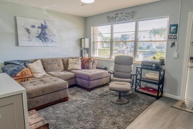 246 Northampton M, West Palm Beach, FL 33417 - photo 5