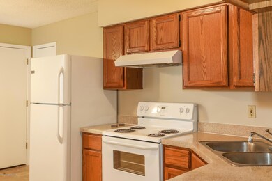 920 Aries Rd W, Jacksonville, FL 32216 - photo 7