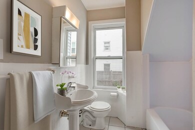 18 Freeman St, Quincy, MA 02170 - photo 6