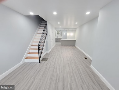 2013 S Croskey St, Philadelphia, PA 19145 - photo 2