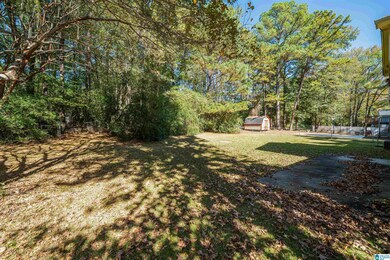 308 Wink Cir, Center Point, AL 35215 - photo 4