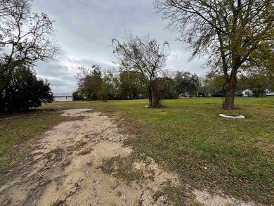 1195 S 4th St, Beaumont, TX 77701 - photo 6