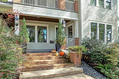 840 Columbia St, Houston, TX 77007 - photo 2