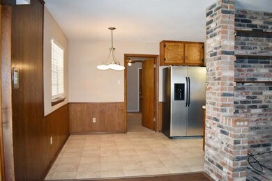 1029 Barber St, Hurst, TX 76053 - photo 5