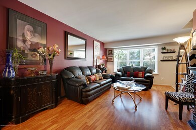 16 Honeysuckle Way, Howell, NJ 07731 - photo 4